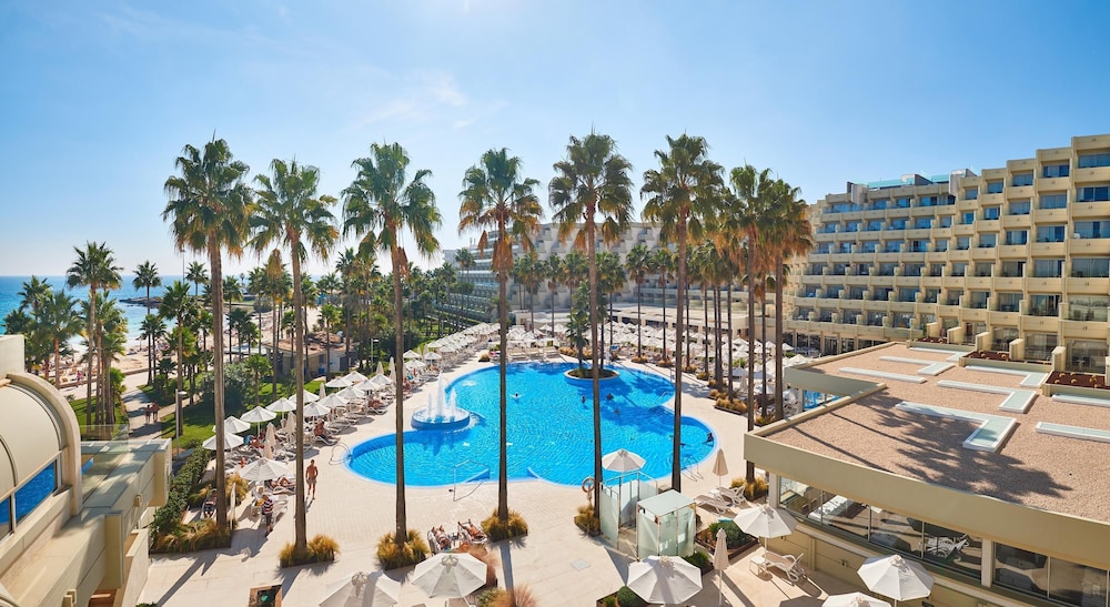 Hipotels Mediterráneo Hotel - Adults Only — Beach in Sa Coma, Balearic Islands