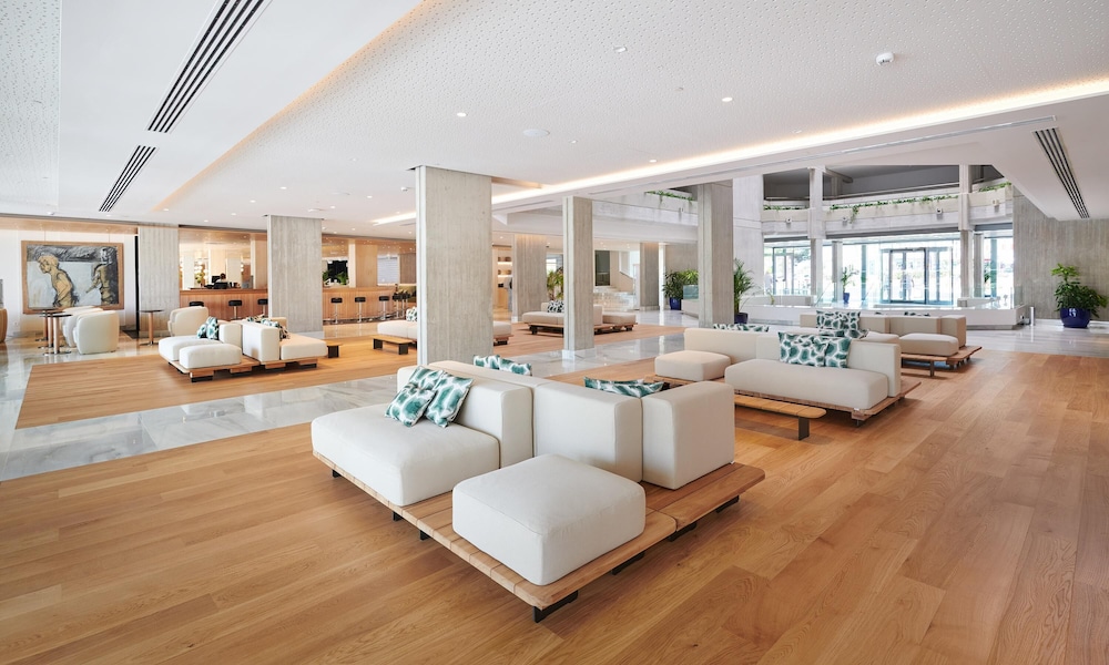 Hipotels Mediterráneo Hotel - Adults Only — Hotel rooms in Sa Coma, Balearic Islands