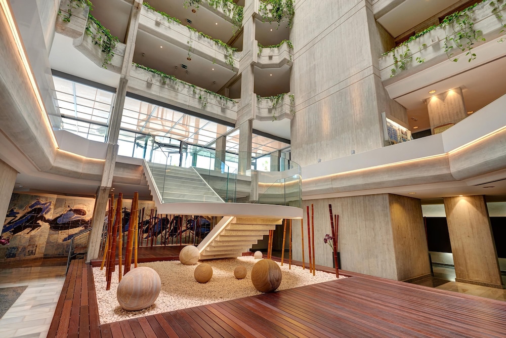 Hipotels Mediterráneo Hotel - Adults Only — Hotel building in Sa Coma, Balearic Islands