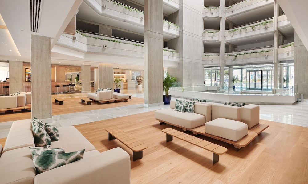 Hipotels Mediterráneo Hotel - Adults Only — Hotel building in Sa Coma, Balearic Islands