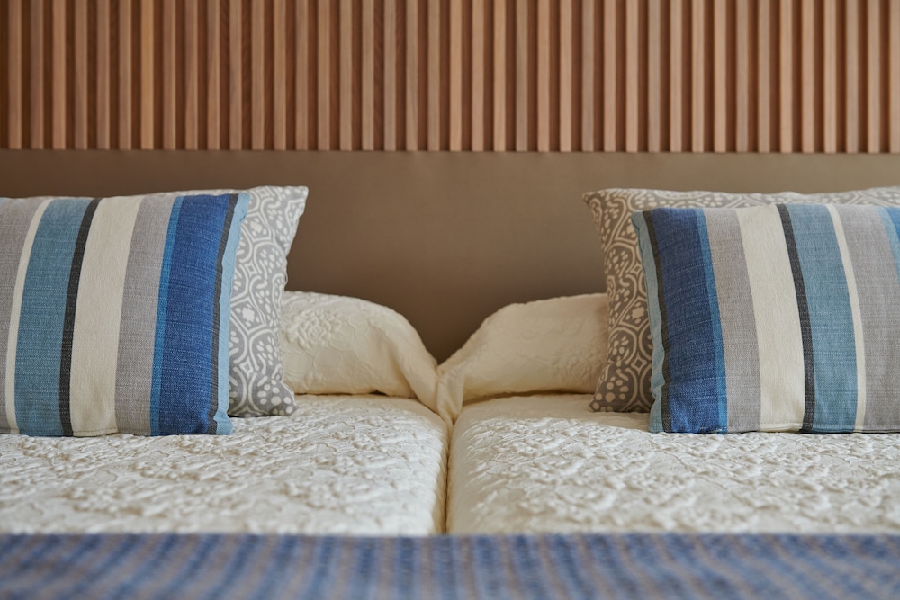 Hipotels Mediterráneo Hotel - Adults Only — Hotel rooms in Sa Coma, Balearic Islands