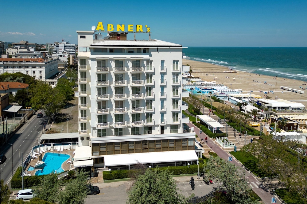 Hotel Abner's