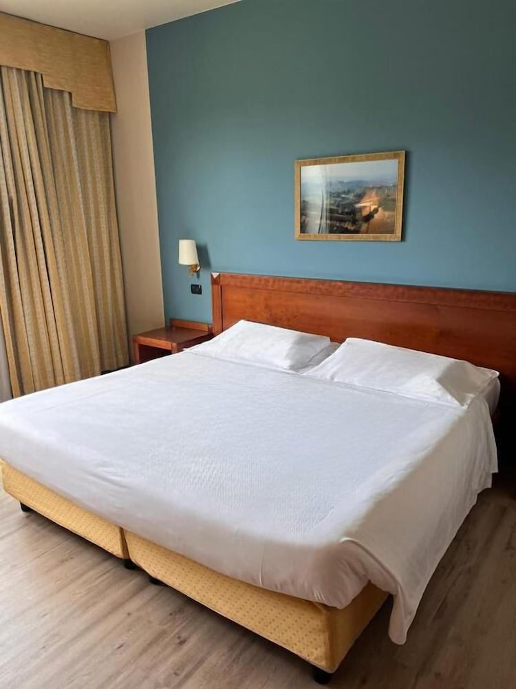 Phi Hotel Cavalieri - zdjęcie 3