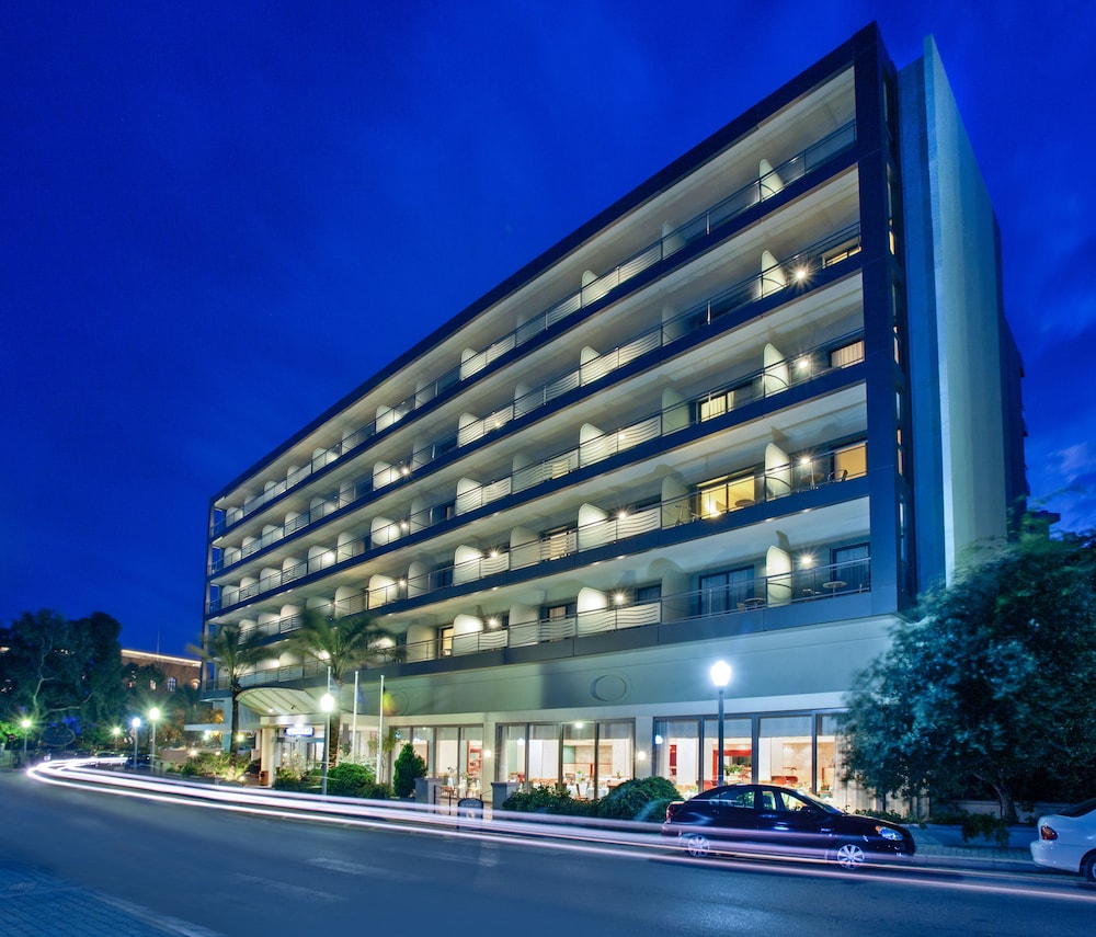 Hotel Mediterranean - zdjęcie 4