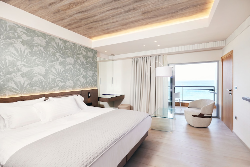 Hotel Mediterranean — Hotel rooms in Rhodes Town, South Aegean