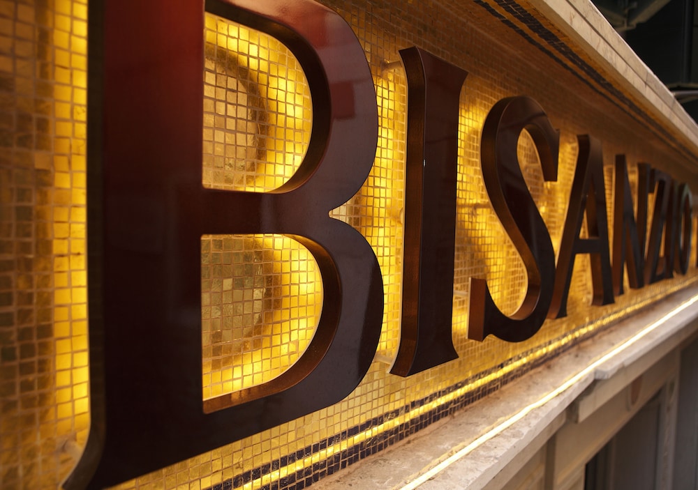 Hotel Bisanzio — Hotel building in Venice, Veneto