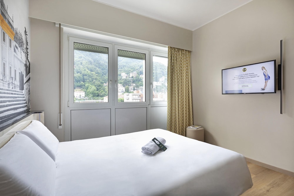 B&B Hotel Como City Center — Hotel rooms in Como, Lombardy