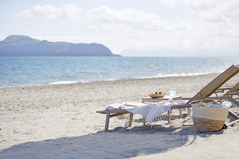 Minoa Palace Resort — Beach in Platanias