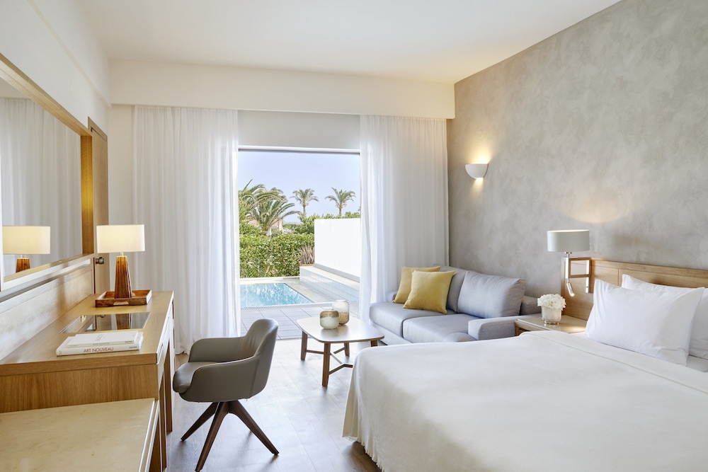 Minoa Palace Resort — Hotel rooms in Platanias