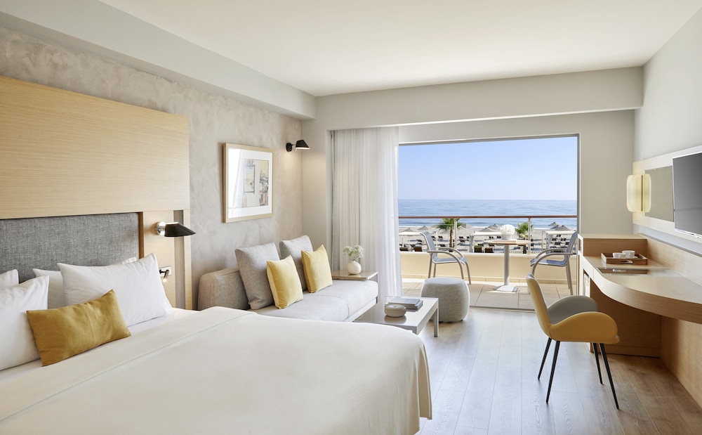 Minoa Palace Resort — Hotel rooms in Platanias