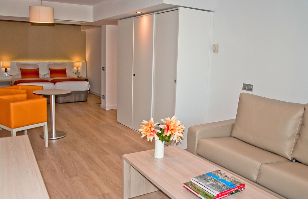 BQ Augusta Hotel — Hotel rooms in Palma de Mallorca, Balearic Islands