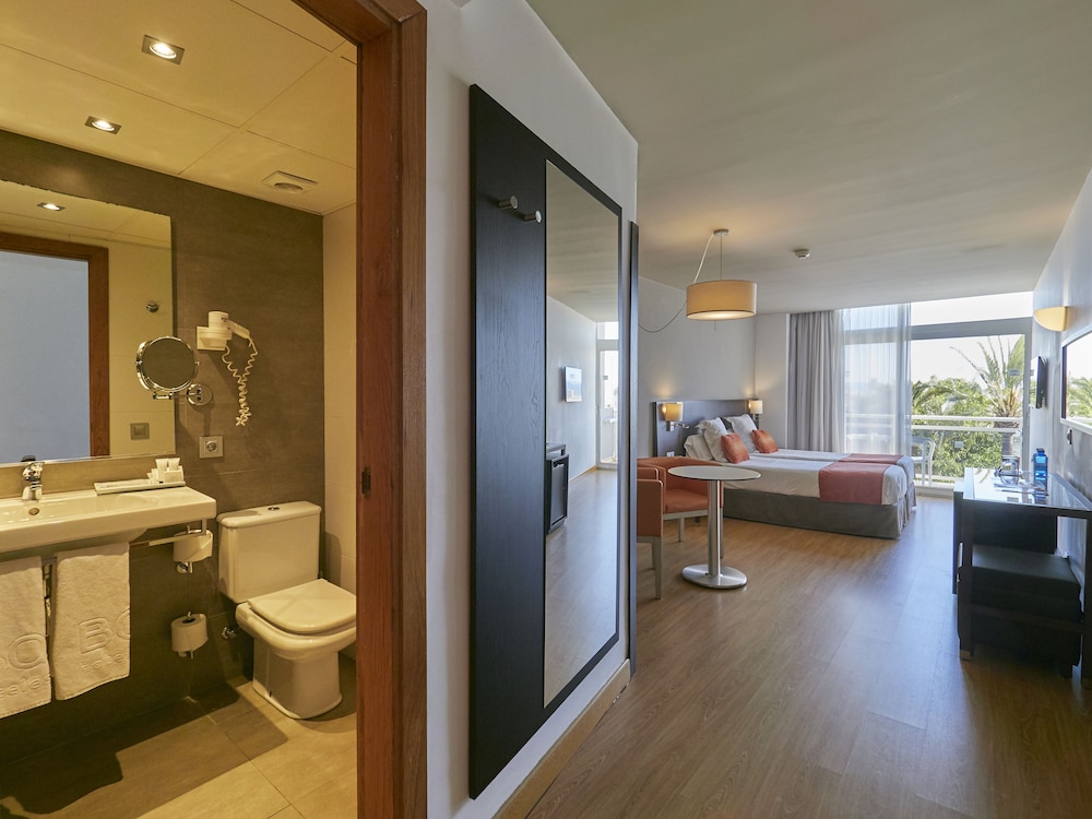 BQ Augusta Hotel — Hotel rooms in Palma de Mallorca, Balearic Islands