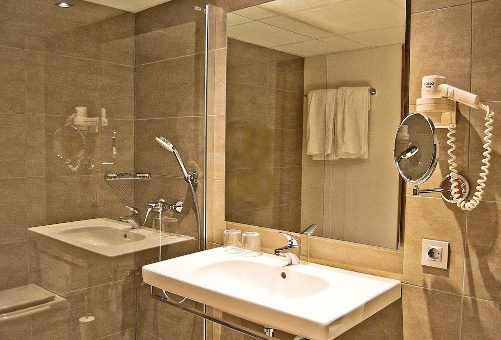 BQ Augusta Hotel — Hotel rooms in Palma de Mallorca, Balearic Islands