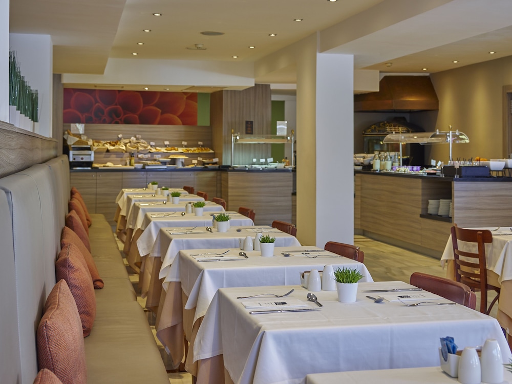 BQ Augusta Hotel — Restaurant & bars in Palma de Mallorca, Balearic Islands