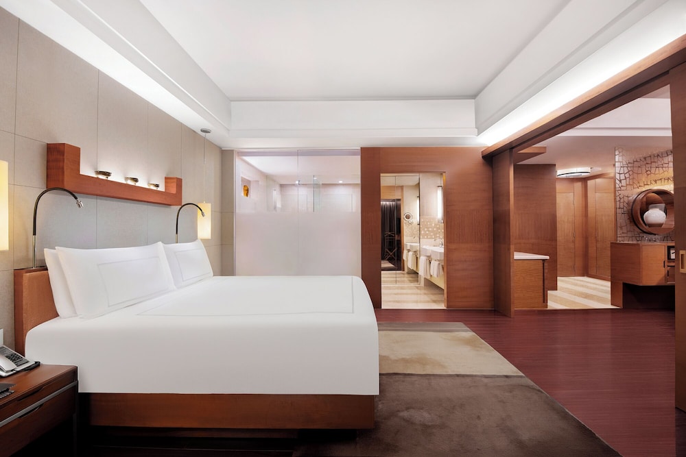 Swissotel Grand Shanghai — Hotel rooms in Shanghai, Shanghai