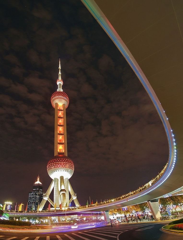 Swissotel Grand Shanghai — Attractions in the area in Shanghai, Shanghai