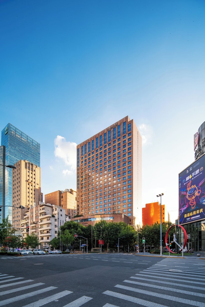 Swissotel Grand Shanghai — Hotel building in Shanghai, Shanghai