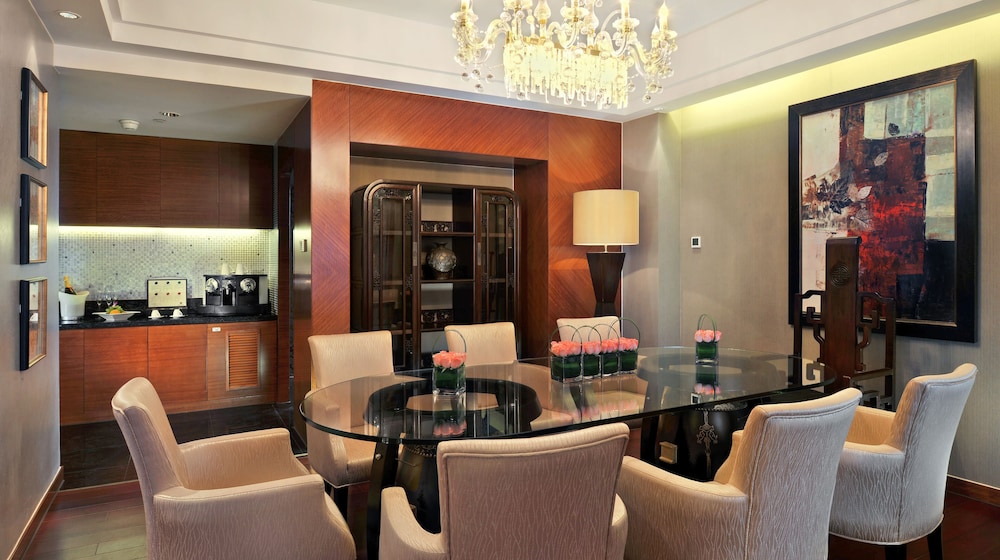 Swissotel Grand Shanghai — Restaurant & bars in Shanghai, Shanghai
