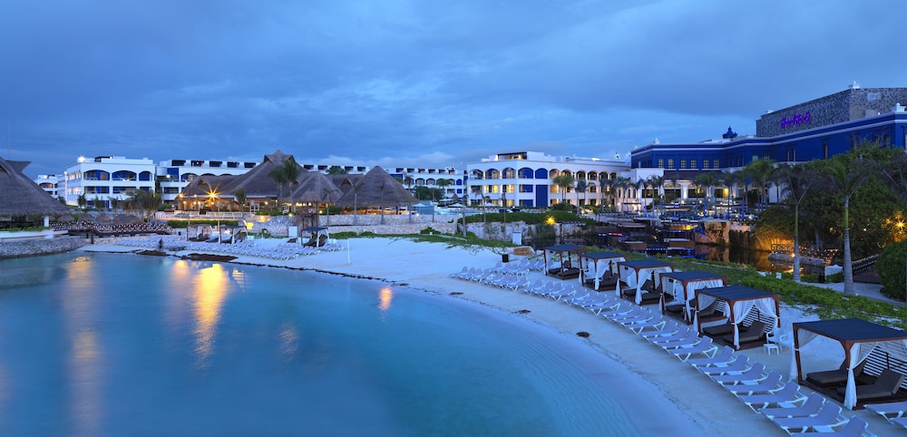 Adults Only Heaven at Hard Rock Hotel Riviera Maya All Inclusive — Beach in Puerto Aventuras, Quintana Roo