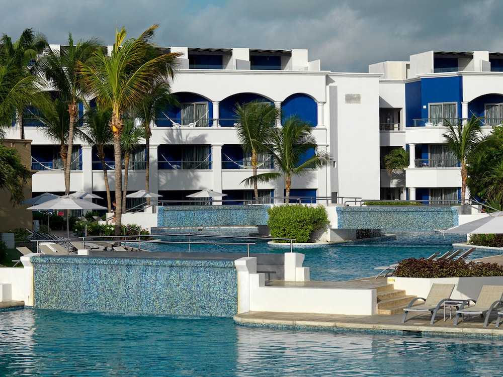 Adults Only Heaven at Hard Rock Hotel Riviera Maya All Inclusive — Hotel building in Puerto Aventuras, Quintana Roo