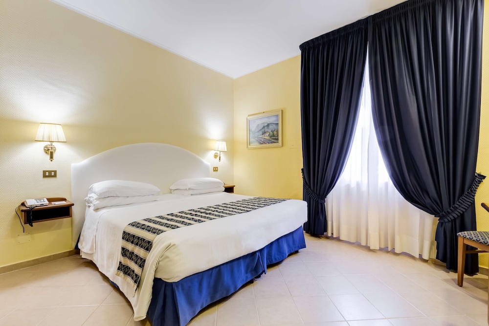 Best Western Hotel La Solara — Hotel rooms in Sorrento, Campania