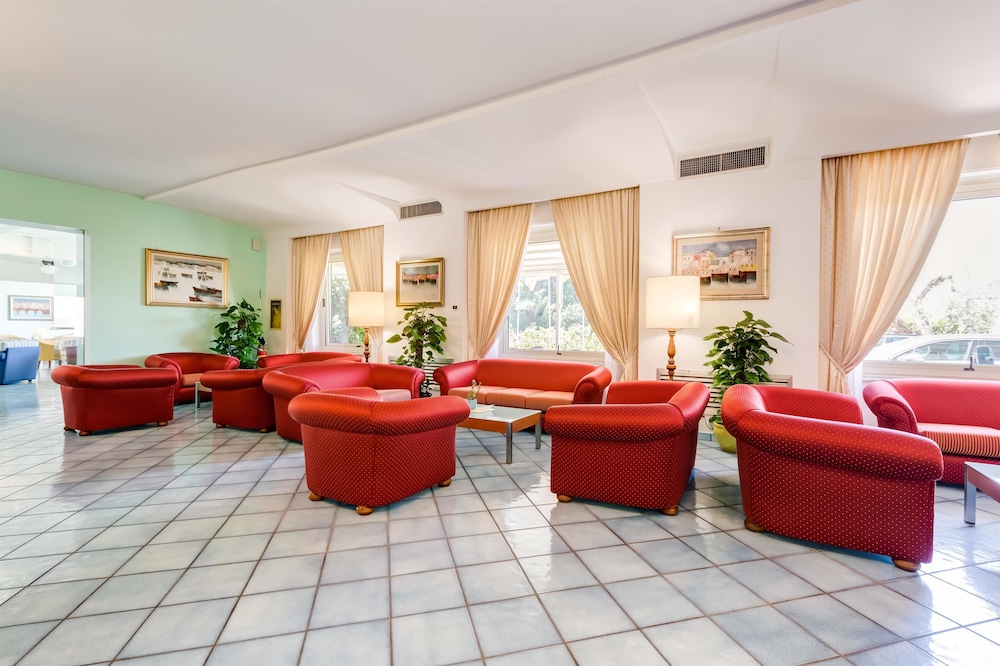Best Western Hotel La Solara — Hotel building in Sorrento, Campania