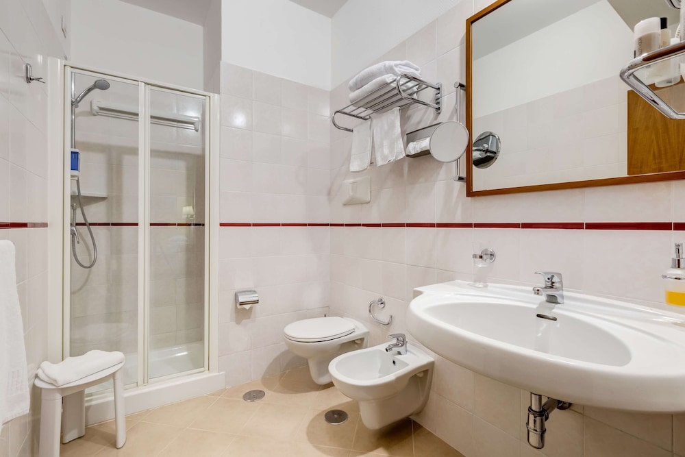 Best Western Hotel La Solara — Hotel rooms in Sorrento, Campania