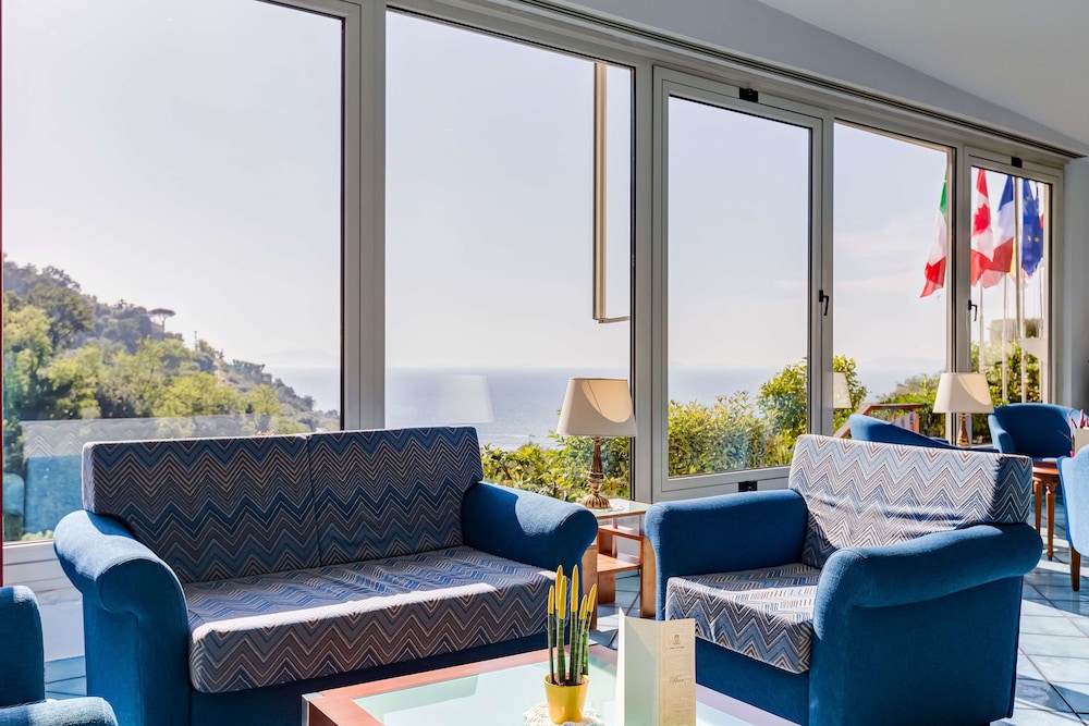 Best Western Hotel La Solara — Hotel building in Sorrento, Campania