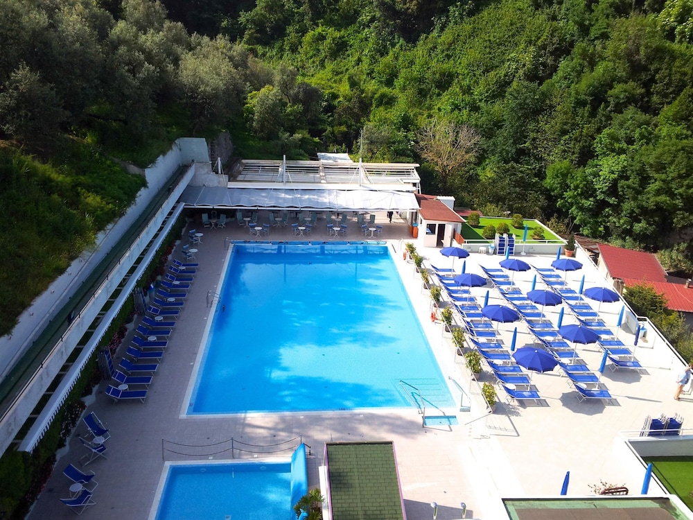 Best Western Hotel La Solara — Swimming pool in Sorrento, Campania