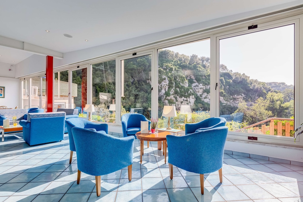 Best Western Hotel La Solara — Hotel building in Sorrento, Campania