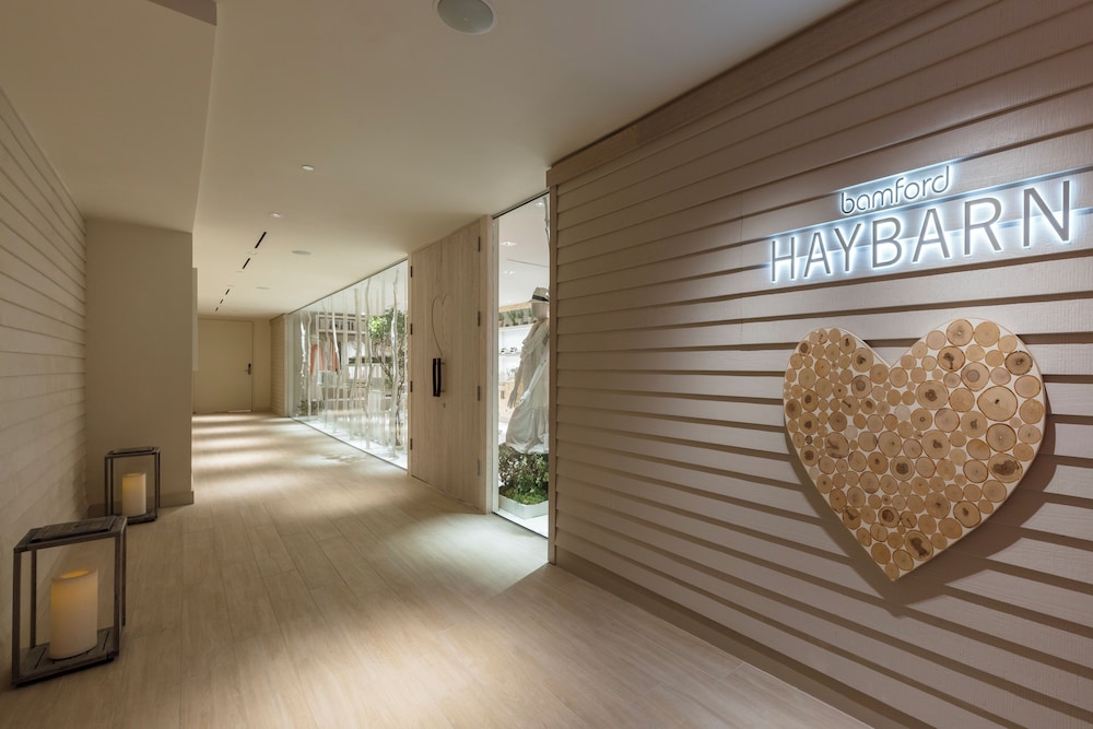 1 Hotel South Beach — Hotel building in Miami, Florida