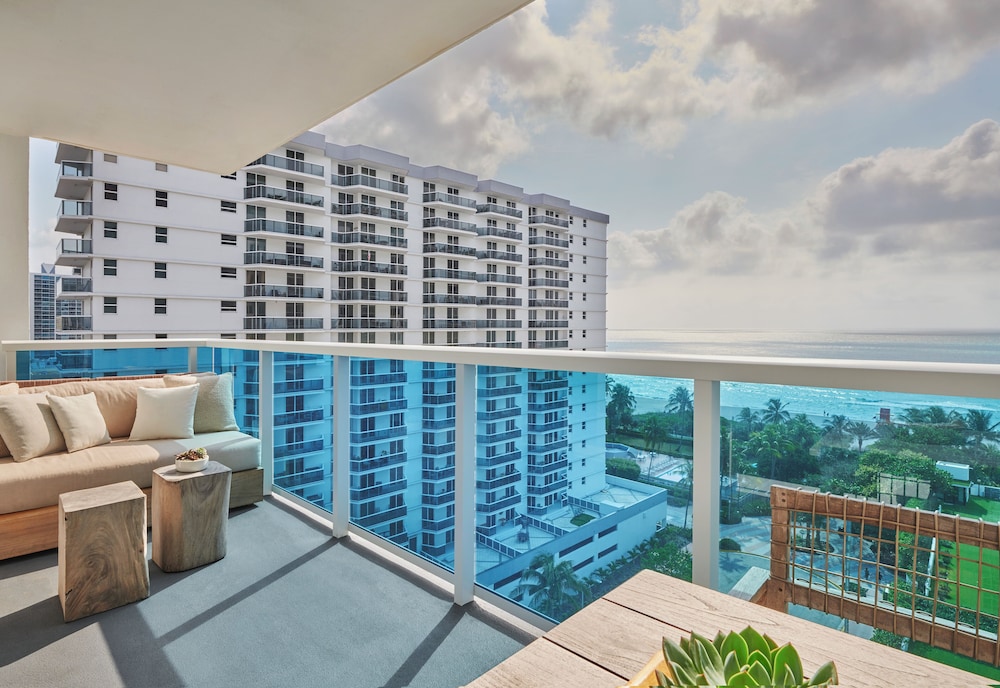 1 Hotel South Beach — Hotel building in Miami, Florida