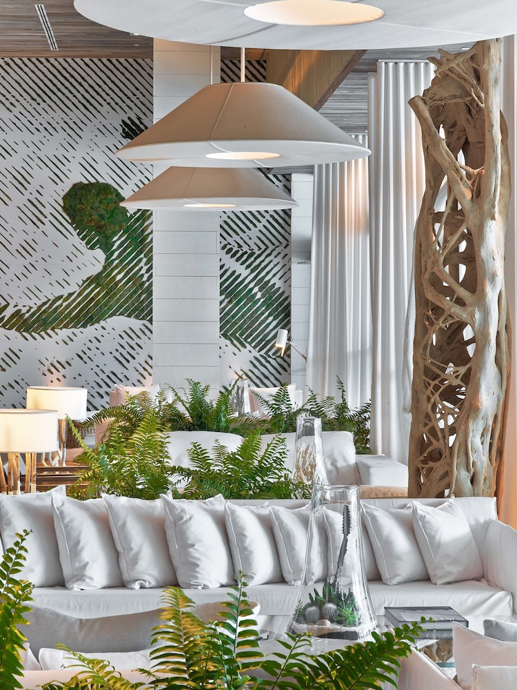 1 Hotel South Beach — Restaurant & bars in Miami, Florida