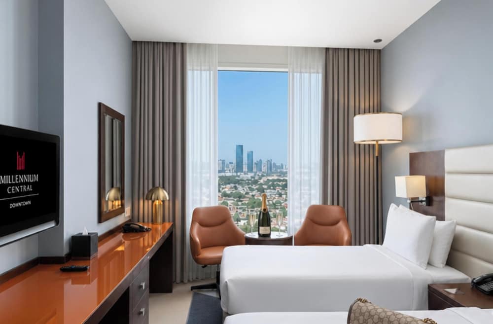 Millennium Central Dubai Downtown — Hotel rooms in Dubai