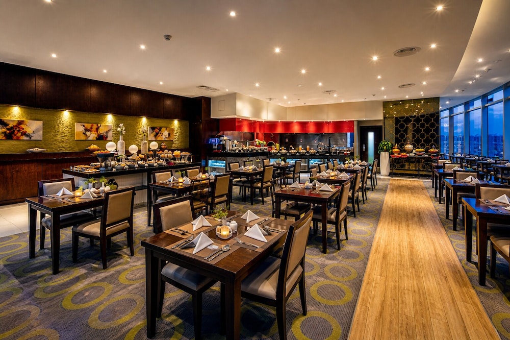 Millennium Central Dubai Downtown — Restaurant & bars in Dubai