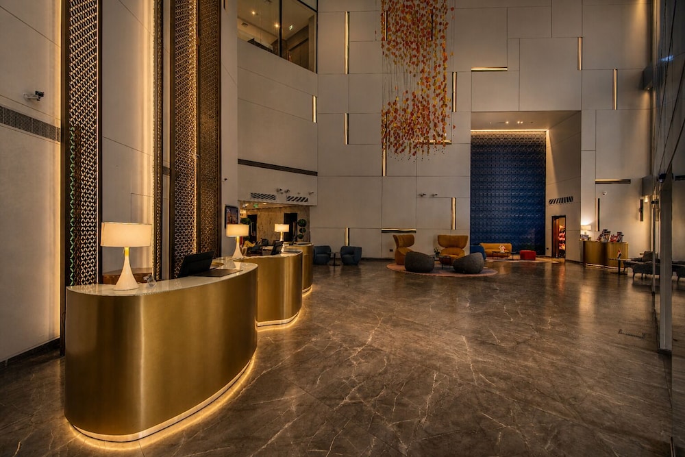 Millennium Central Dubai Downtown — Hotel building in Dubai