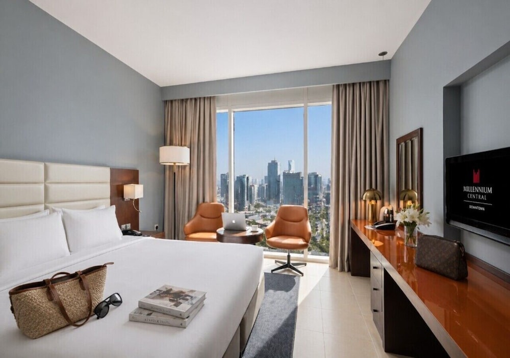 Millennium Central Dubai Downtown — Hotel rooms in Dubai