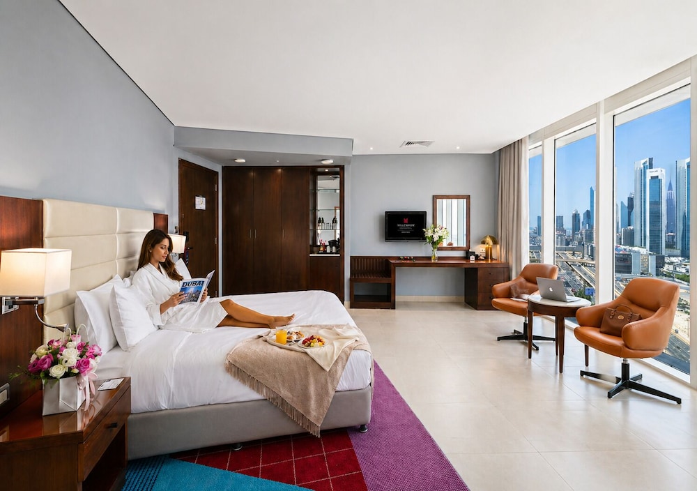 Millennium Central Dubai Downtown — Hotel rooms in Dubai
