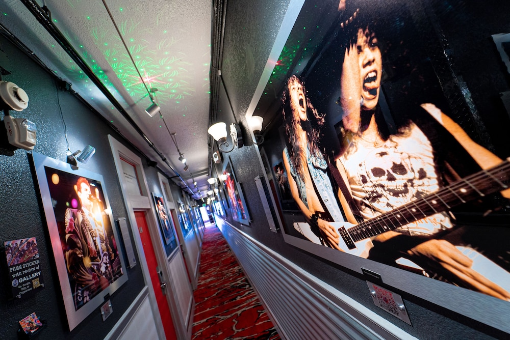 Music City Hotel - The San Francisco Music Experience — Hotel rooms in San Francisco, California