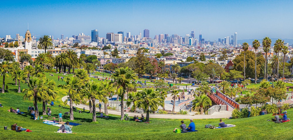 Music City Hotel - The San Francisco Music Experience — Attractions in the area in San Francisco, California