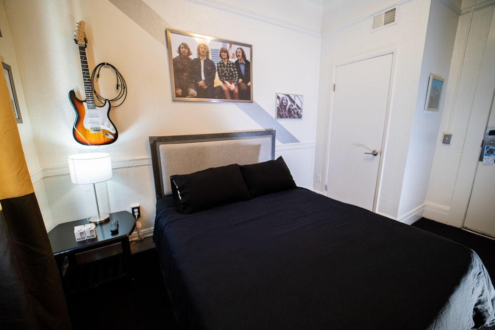 Music City Hotel - The San Francisco Music Experience — Hotel rooms in San Francisco, California