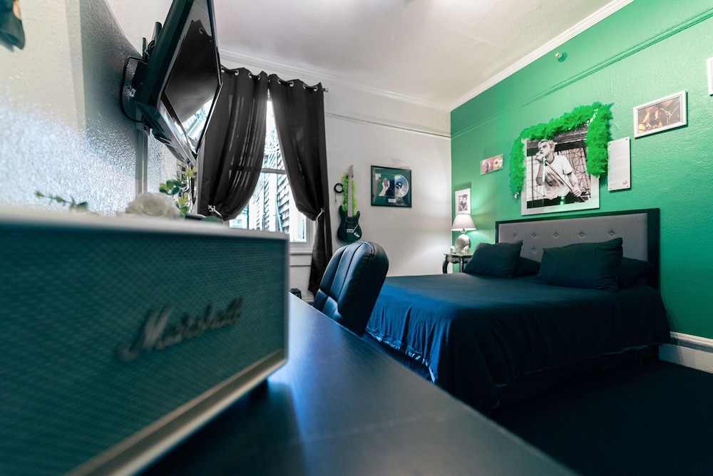 Music City Hotel - The San Francisco Music Experience — Hotel rooms in San Francisco, California
