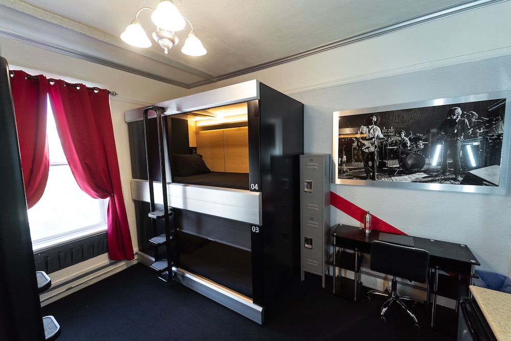 Music City Hotel - The San Francisco Music Experience — Hotel rooms in San Francisco, California