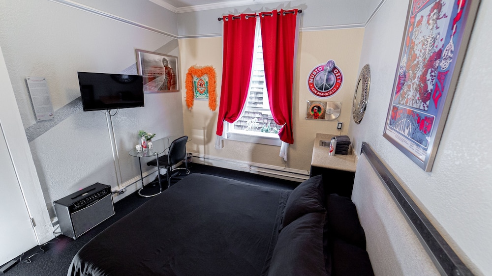 Music City Hotel - The San Francisco Music Experience — Hotel rooms in San Francisco, California