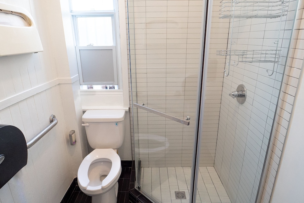Music City Hotel - The San Francisco Music Experience — Hotel rooms in San Francisco, California