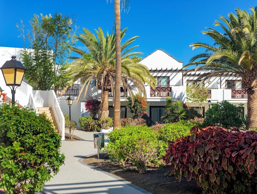 H10 White Suites — Shared spaces in Playa Blanca, Canary Islands