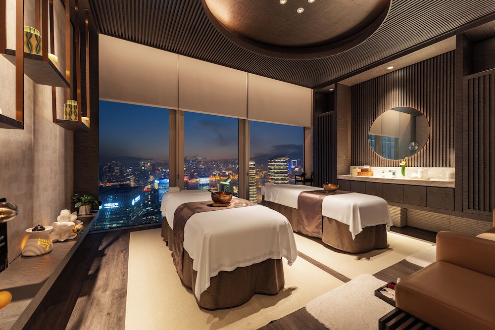 Grand Hyatt Shanghai — Spa in Shanghai, Shanghai
