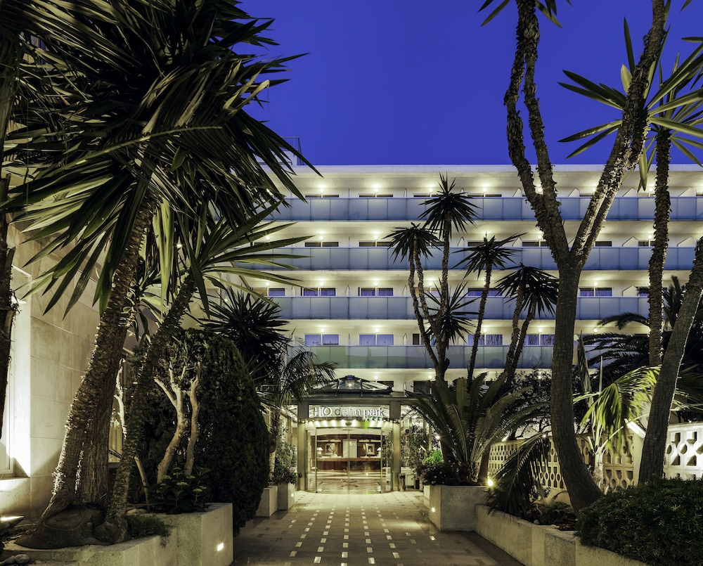 H10 Delfín - Adults Only — Hotel building in Salou, Catalonia