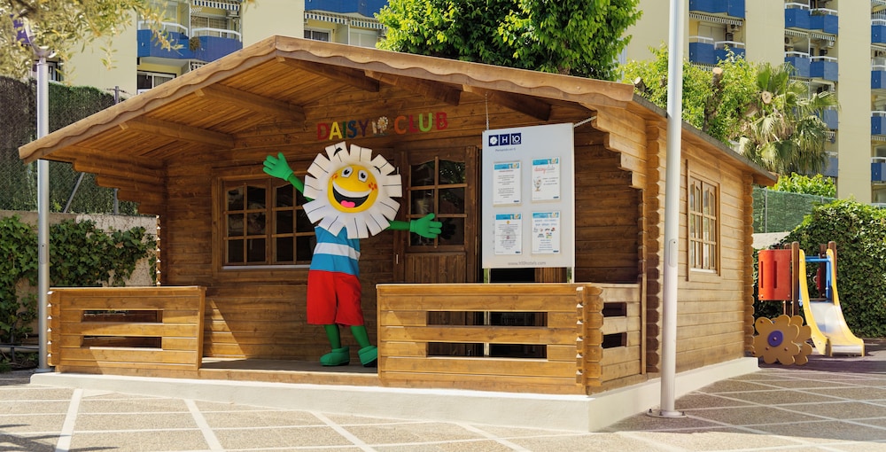 H10 Salou Princess — Attractions for children in Salou, Catalonia