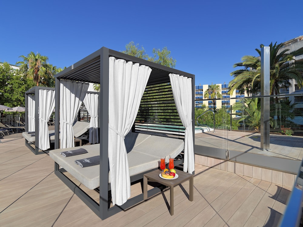H10 Salou Princess — Restaurant & bars in Salou, Catalonia
